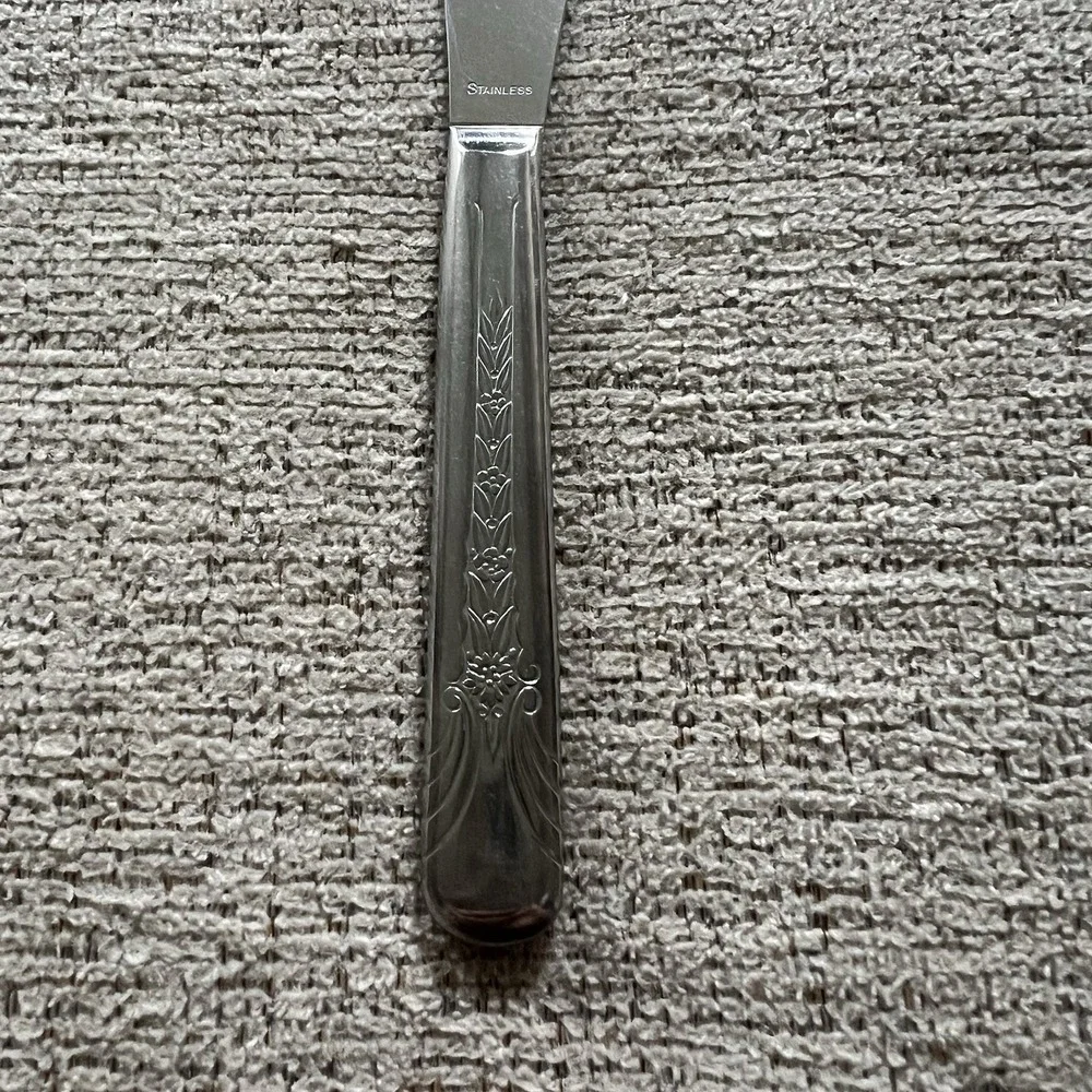 Silco Stainless USA Table‎ Knife Floral Scroll Pattern Vtg Flatware Silverware